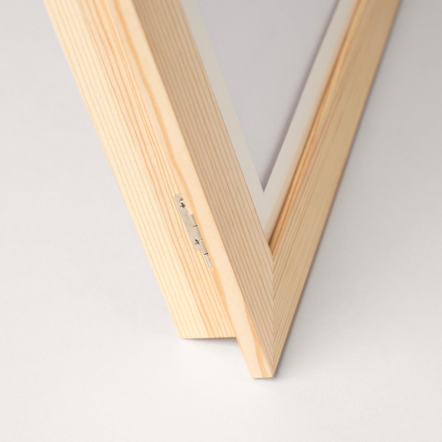 Toddlers Wooden Frame - Treramme i heltre furu eller eik